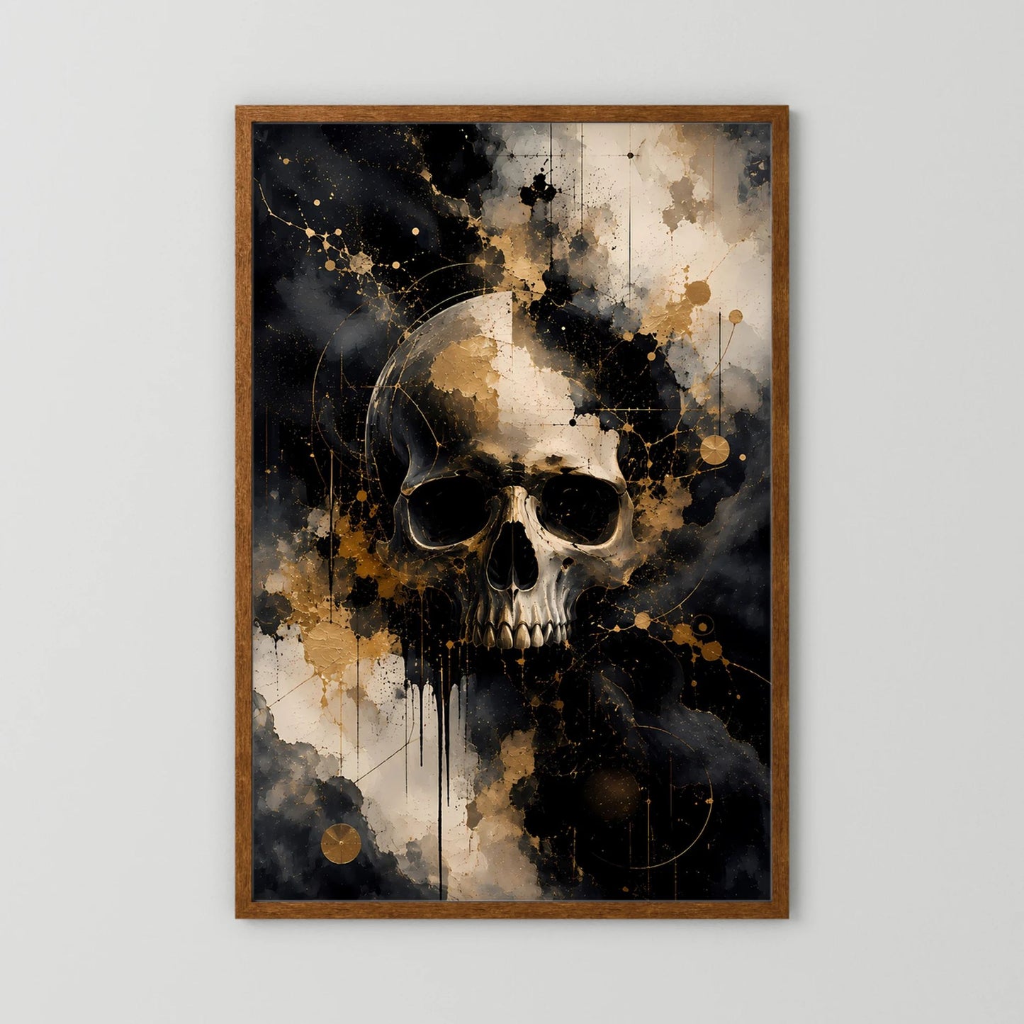 Poster mit abstraktem Totenkopf, schwarz-goldene Spritzer, brauner Holzrahmen