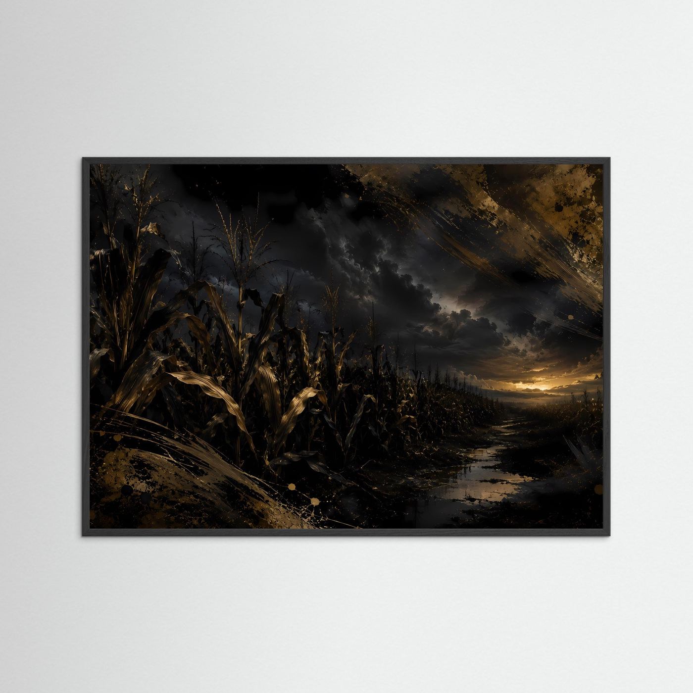 Dunkles Maisfeld bei Sonnenuntergang | Mystische Landschaft in Schwarz & Gold
