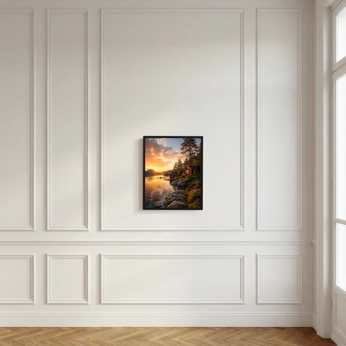 Hochformatiges Kunstposter in kleinem Rahmen vor weißer Wand mit Sonnenuntergang
