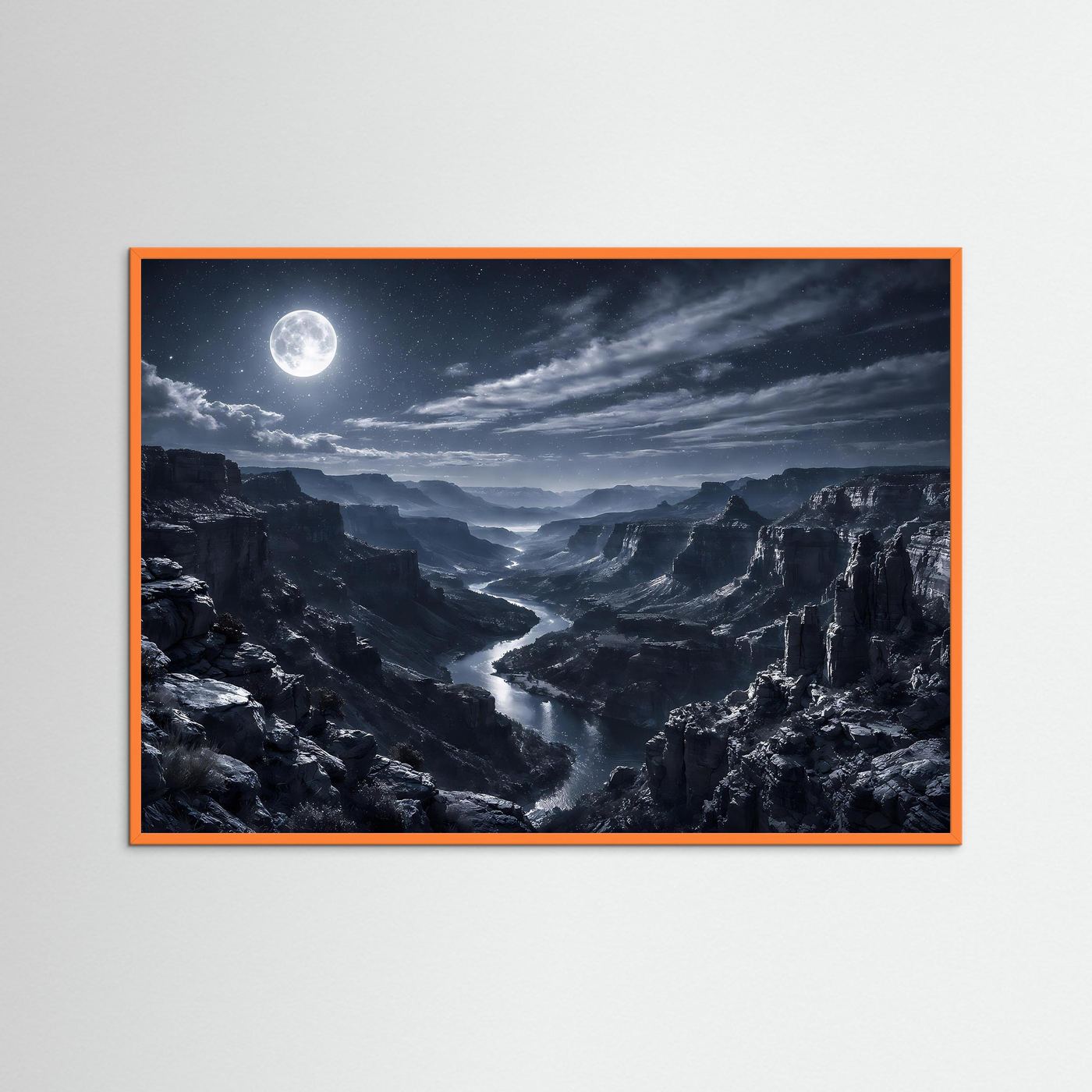 Wandbild mit Canyonlandschaft bei Nacht, Mond über Schlucht, orange Rahmen.