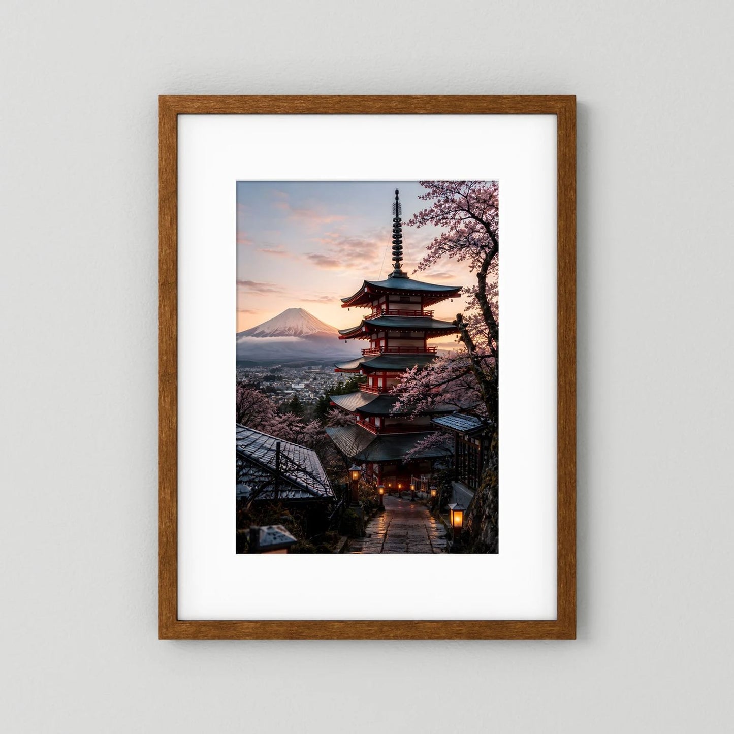 Japan-Pagode Poster im Hochformat mit Kirschblüten und Fuji im Sonnenuntergang, Holzrahmen braun