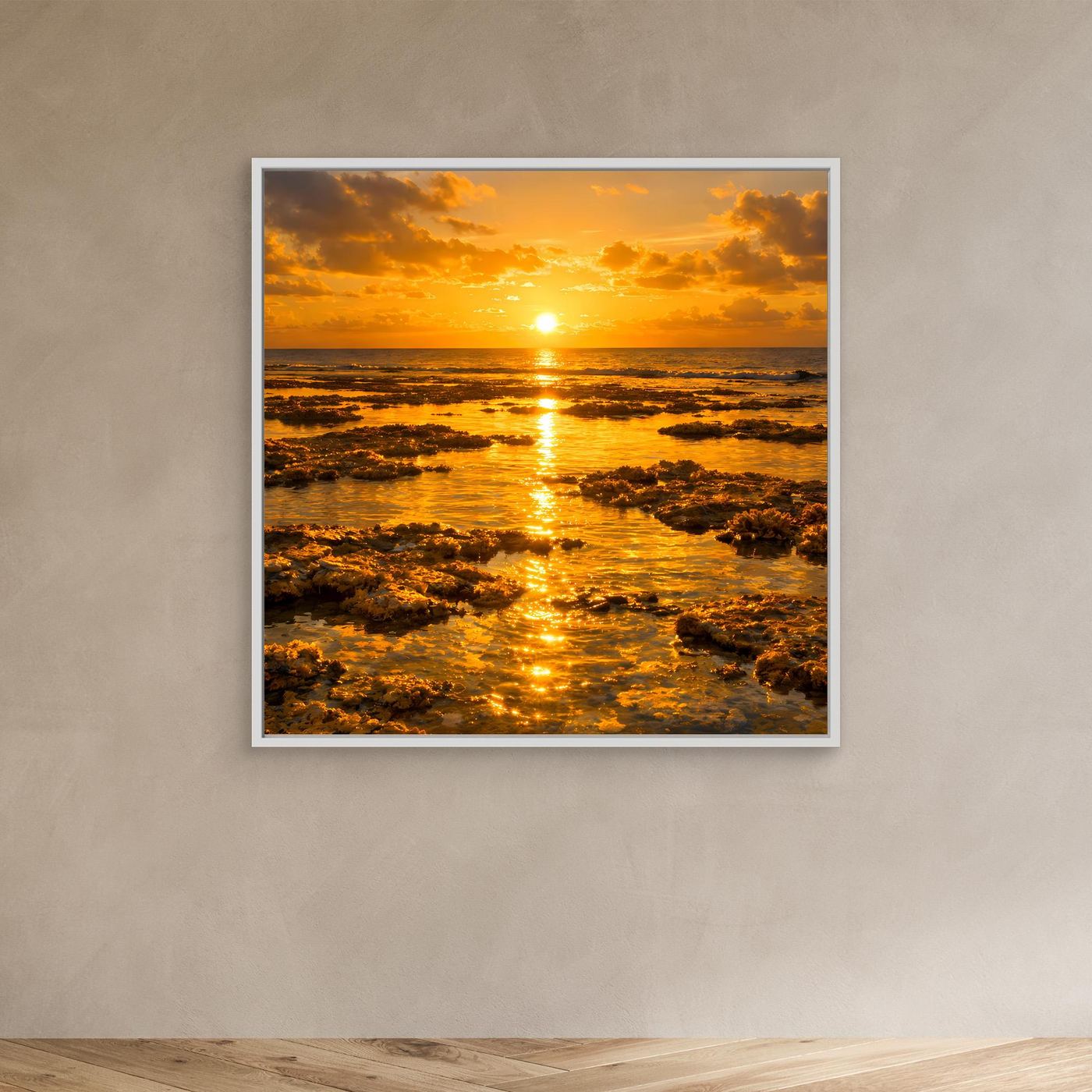 Leinwandbild mit weißem Rahmen: Sonnenuntergang über dem Meer, goldene Spiegelung im Wasser.
