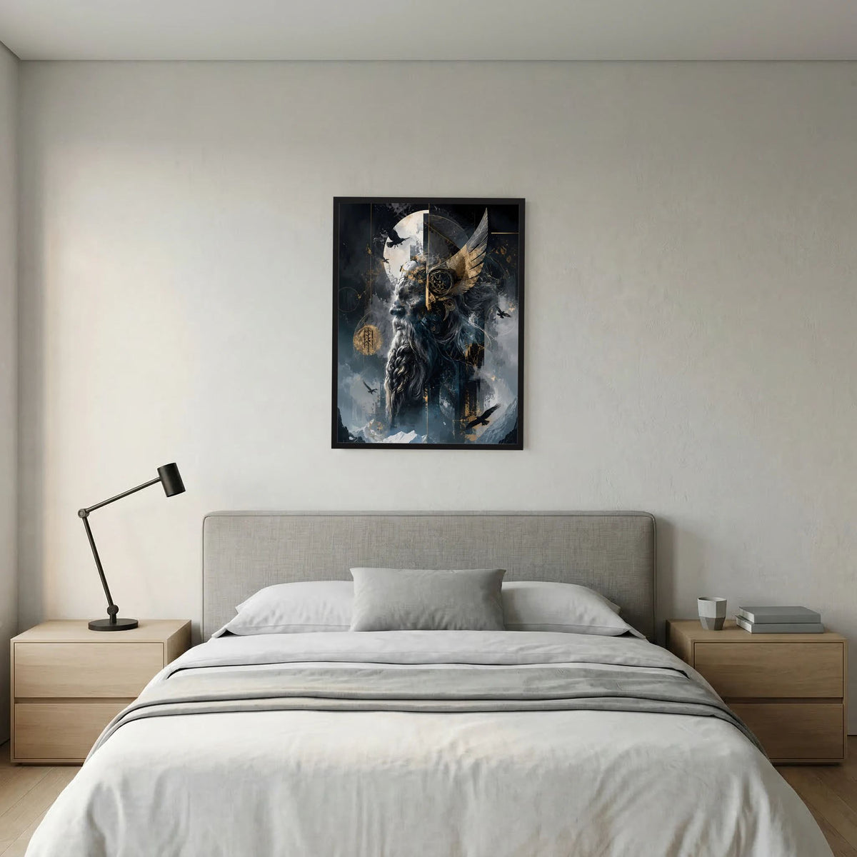 Gerahmtes Hochformat-Poster mit Wikingerkrieger und Raben vor dunklem Hintergrund