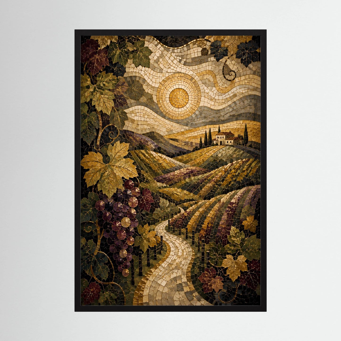 Hochformat-Poster im Mosaikstil mit Weinbergpfad, Reben und Trauben, schwarzer Rahmen