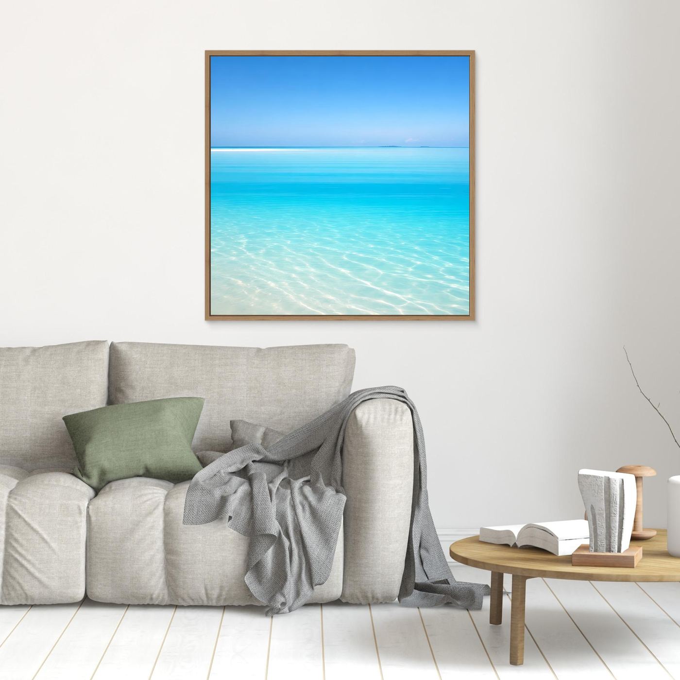 Leinwandbild mit Holzrahmen, türkisblaues Meer mit hellen Wellen im Vordergrund