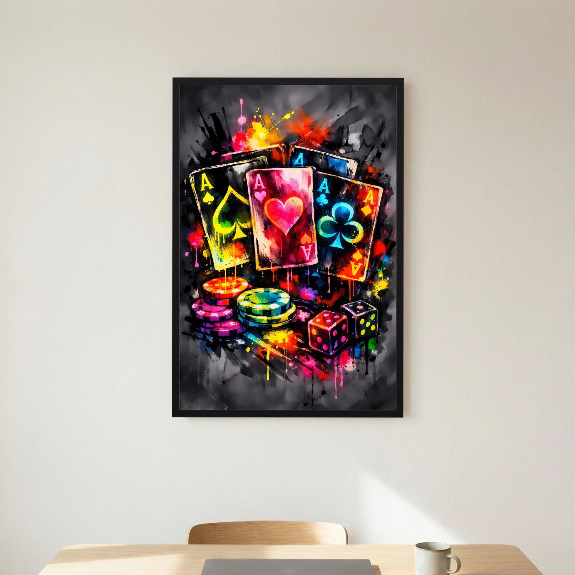 Hochformatiges Poker-Asse-Neon-Poster mit bunten Kartensymbolen, Chips und Würfeln