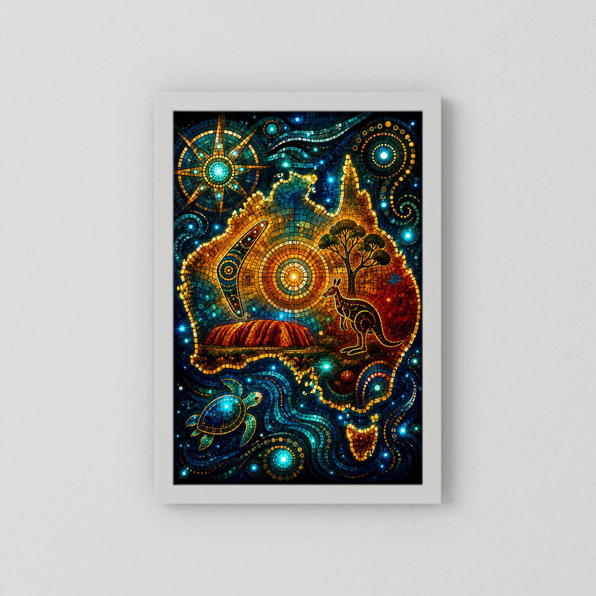 Mosaik-Poster im Hochformat mit Känguru, Uluru und Meeresschildkröte, weiß gerahmt