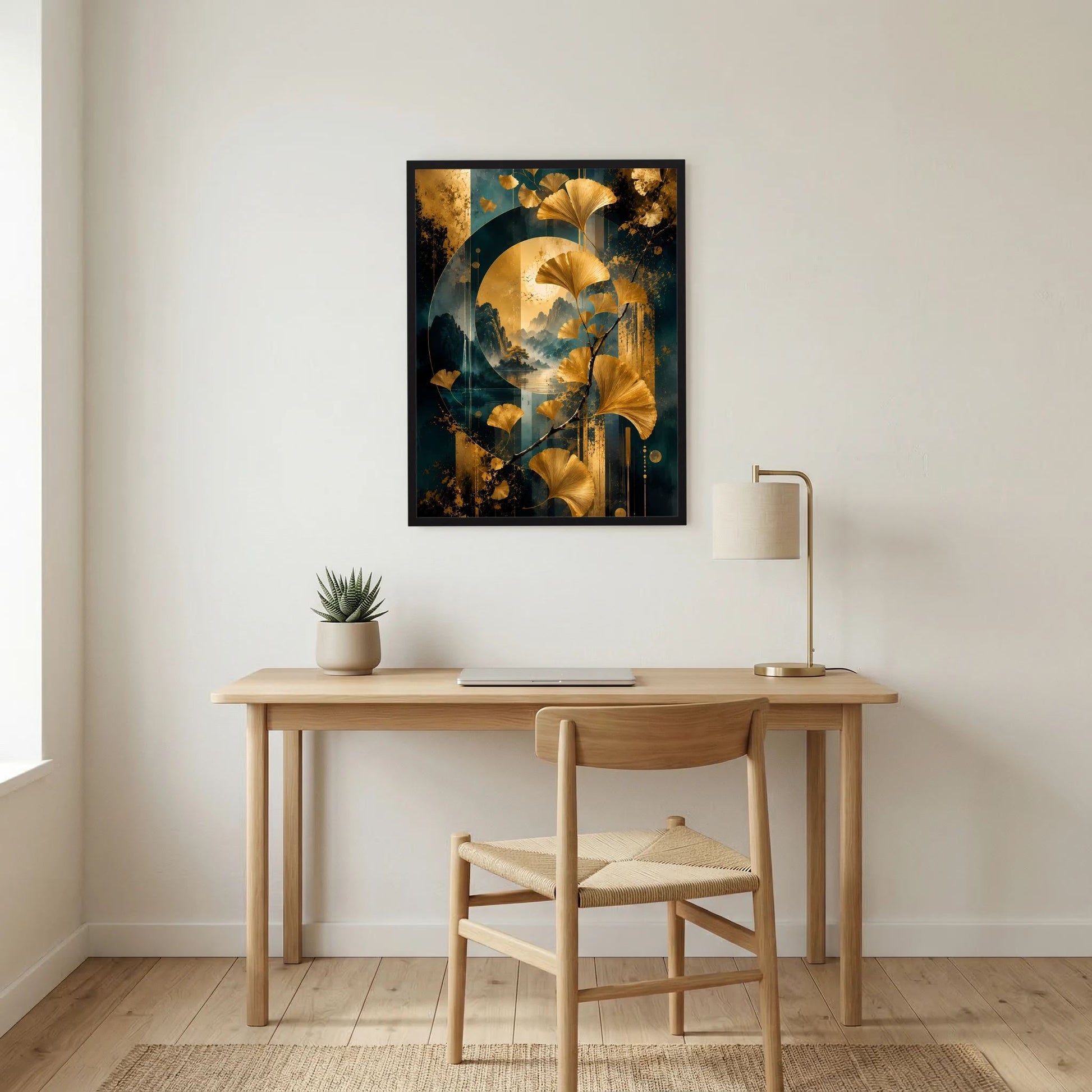 Hochformat-Poster mit goldenen Ginkgo-Blättern und petrolblauen Wellen, im schwarzen Rahmen