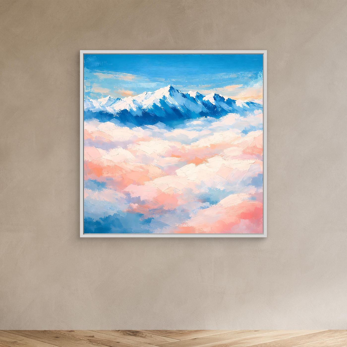 Quadratisches abstraktes Leinwandbild mit verschneiten Berggipfeln über Wolken, weißer Rahmen