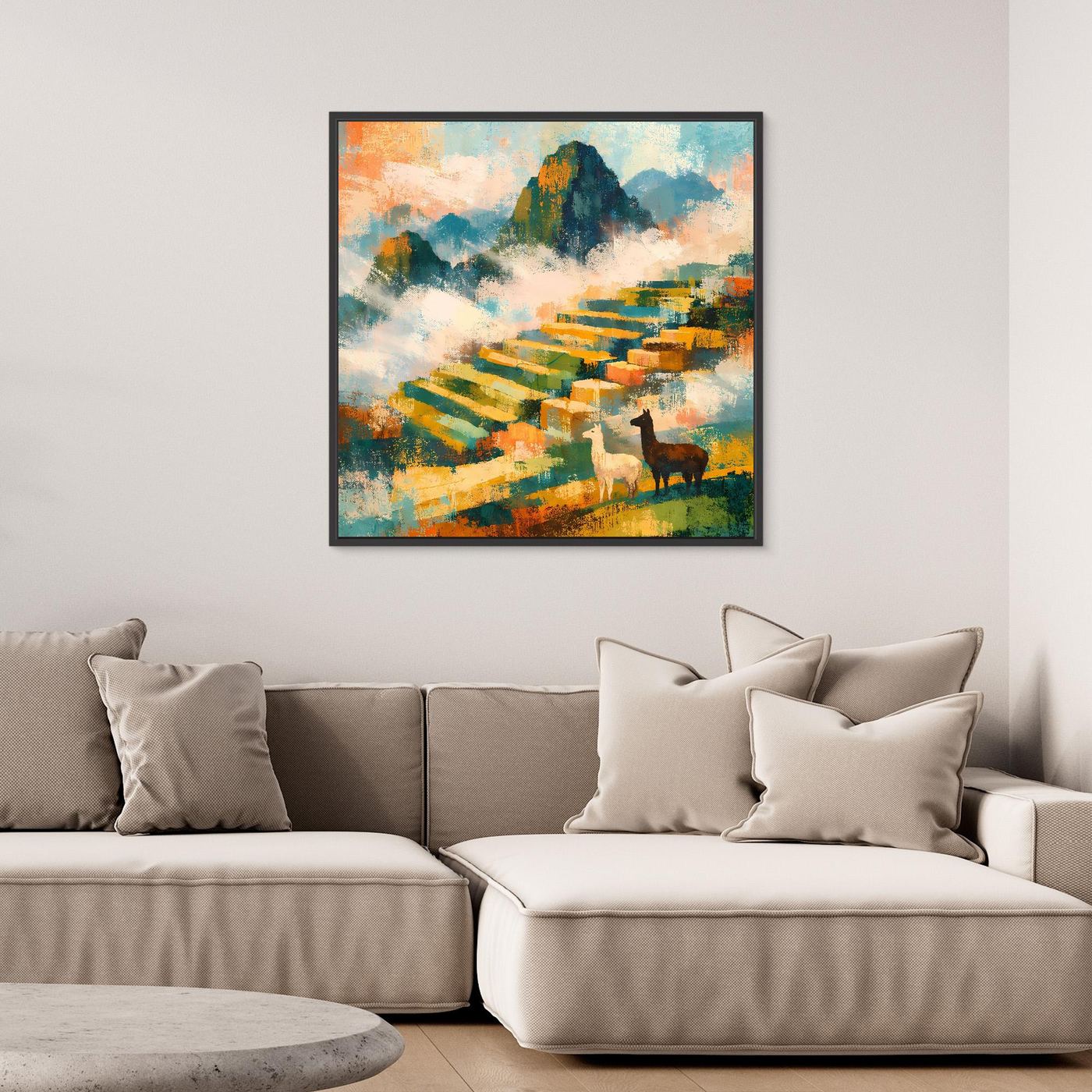 Leinwand-Wandbild mit abstrakter Berglandschaft und Alpakas, mit schwarzem Rahmen