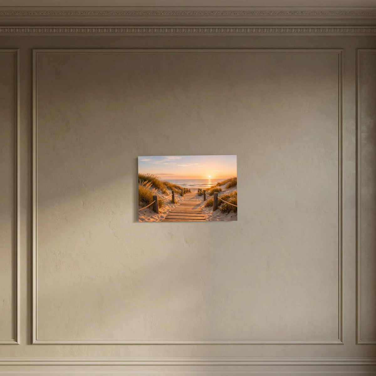 Wandbild in der Wandnische: Dünenweg mit Holzsteg zum Meer bei Sonnenuntergang