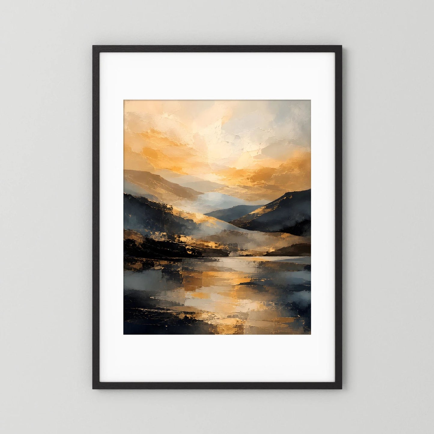 Kunstposter im schwarzem Rahmen, abstrakte Landschaft mit goldener Dämmerung und dunklen Hügeln