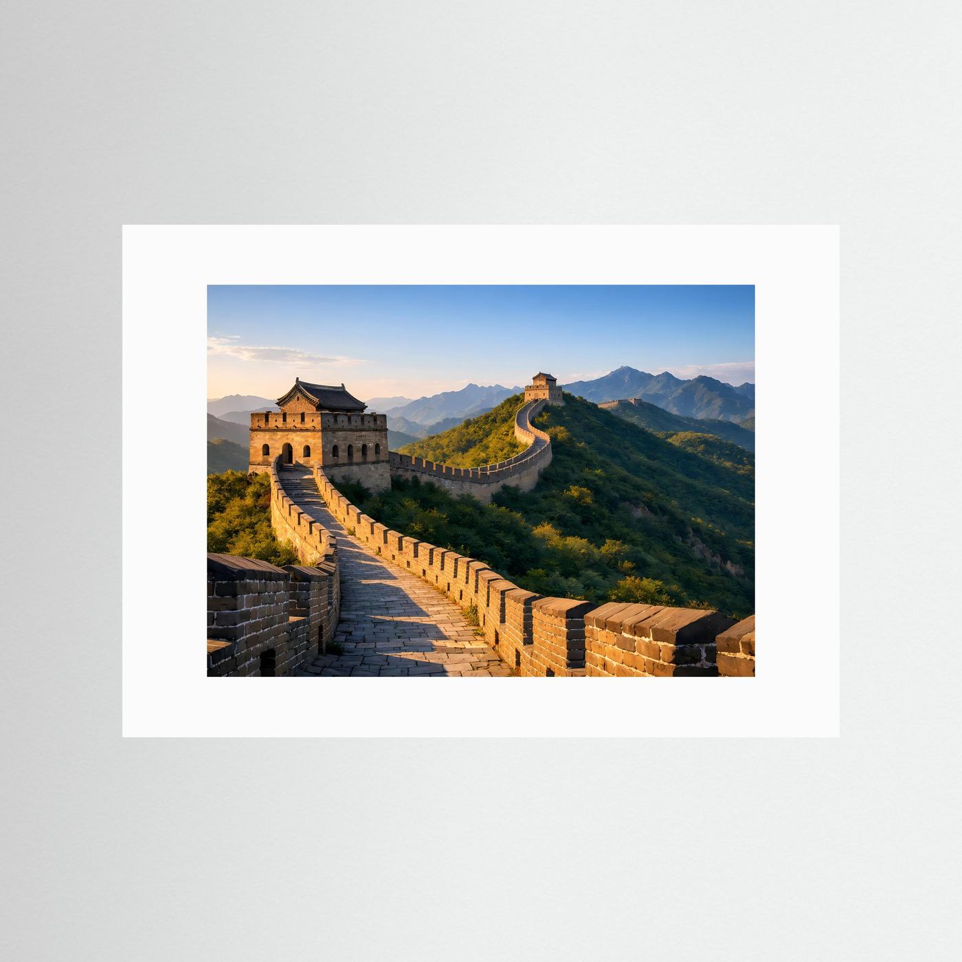 Poster der Chinesischen Mauer im Querformat mit breitem weißem Passepartout