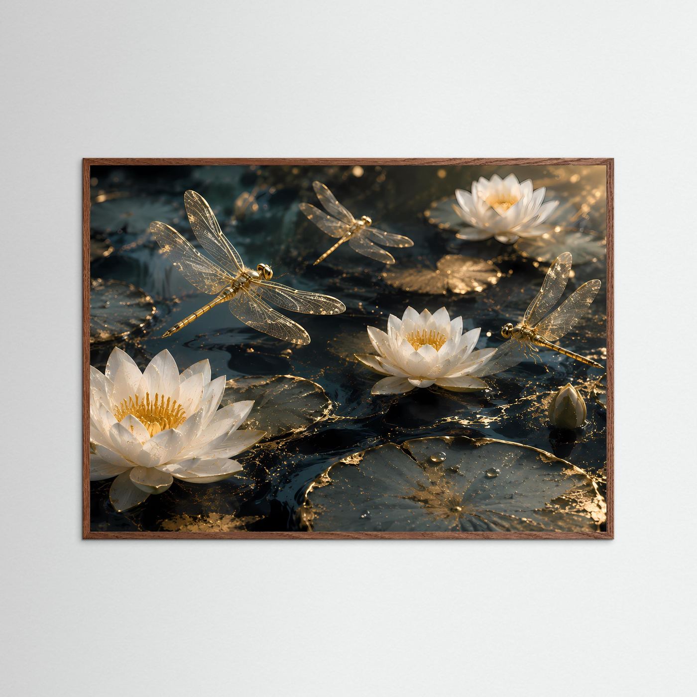 Weiße Lotusblüten Poster | Goldene Libellen über Seerosen | Elegantes Zen Wandbild | Luxuriöse Botanische Wandkunst | Premium Wall Art