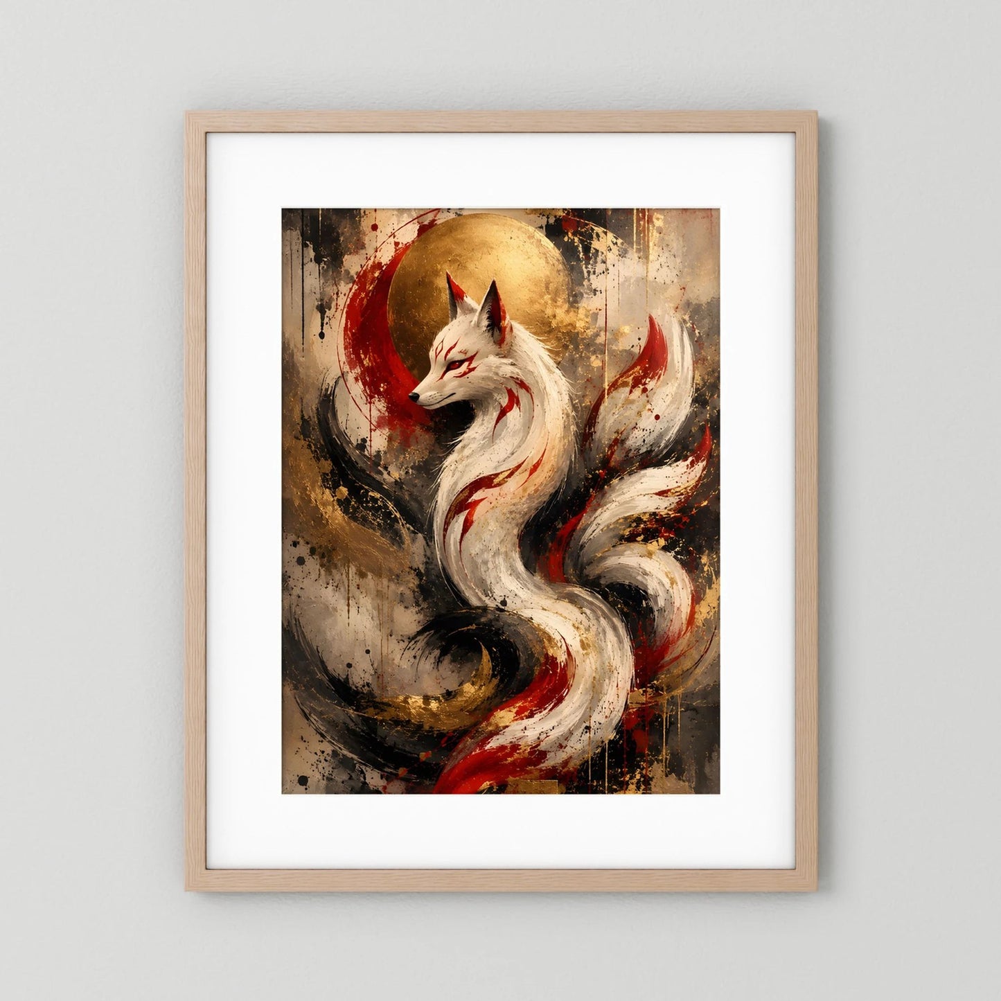Kunstposter im Hochformat mit weißem Fuchs und goldenem Mond, naturfarbener Holzrahmen.