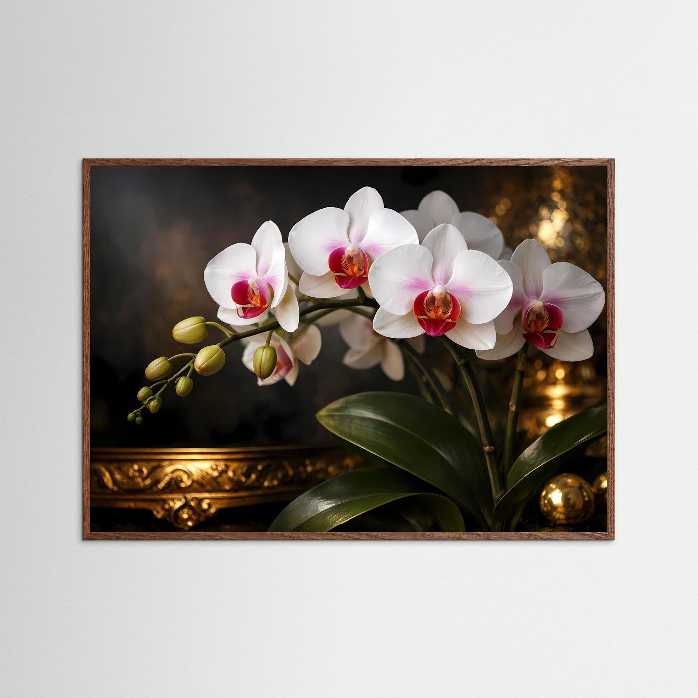 Orchideenposter mit weißen Orchideen, rosa Zentren und goldenen Akzenten, brauner Rahmen