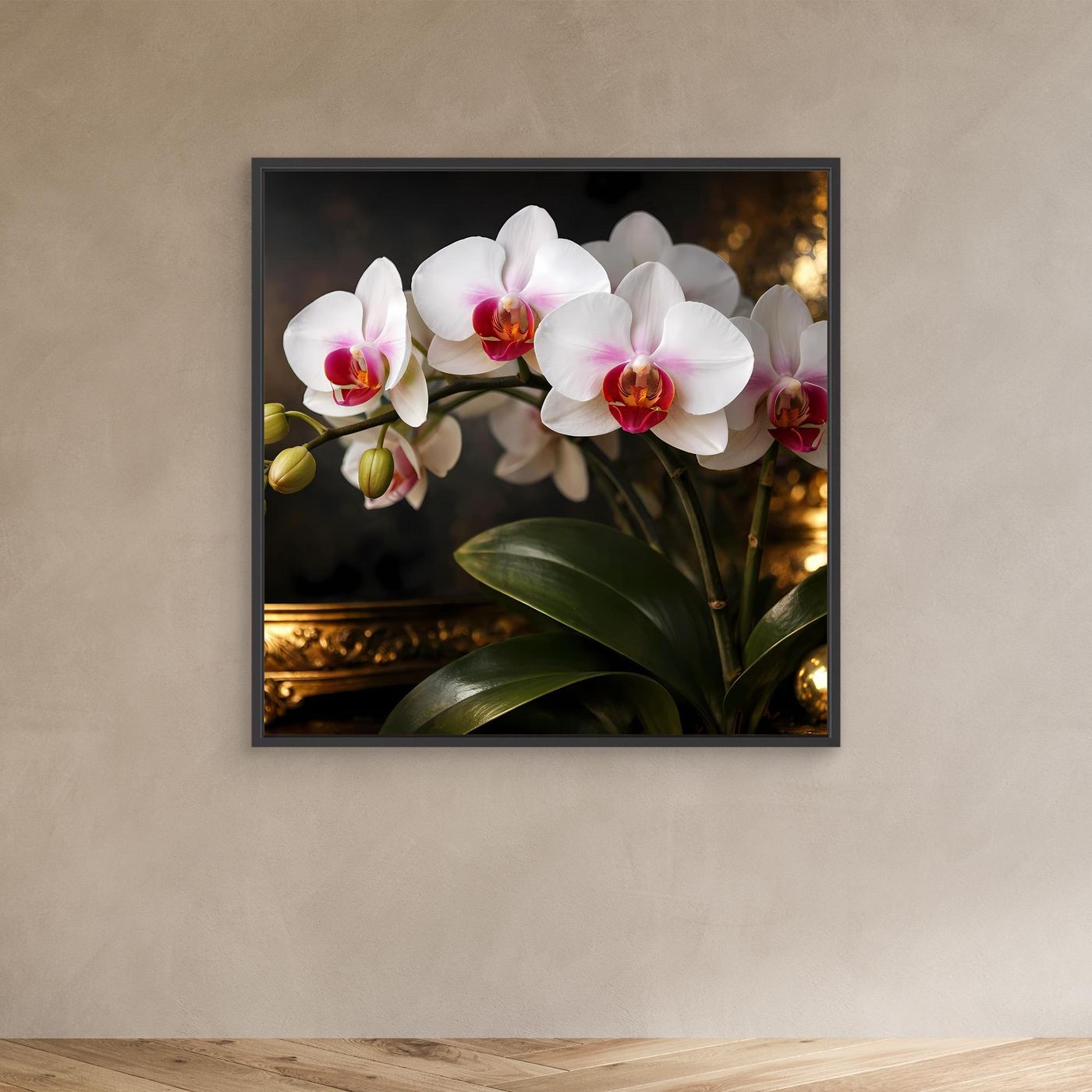 Leinwandbild mit weißen Orchideenblüten, rosa Akzenten, grünen Blättern und Knospen; schwarzer Rahmen