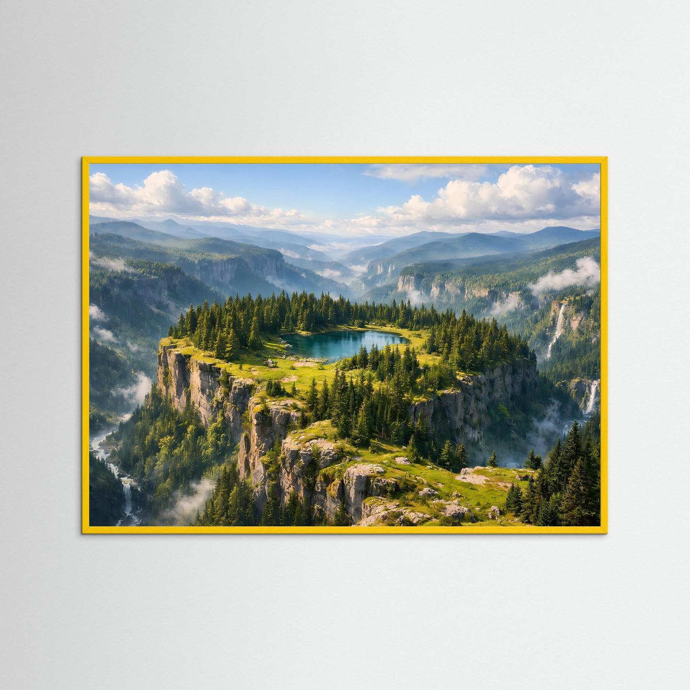 Wandbild-Poster mit Bergsee-Landschaft und gelbem Rahmen