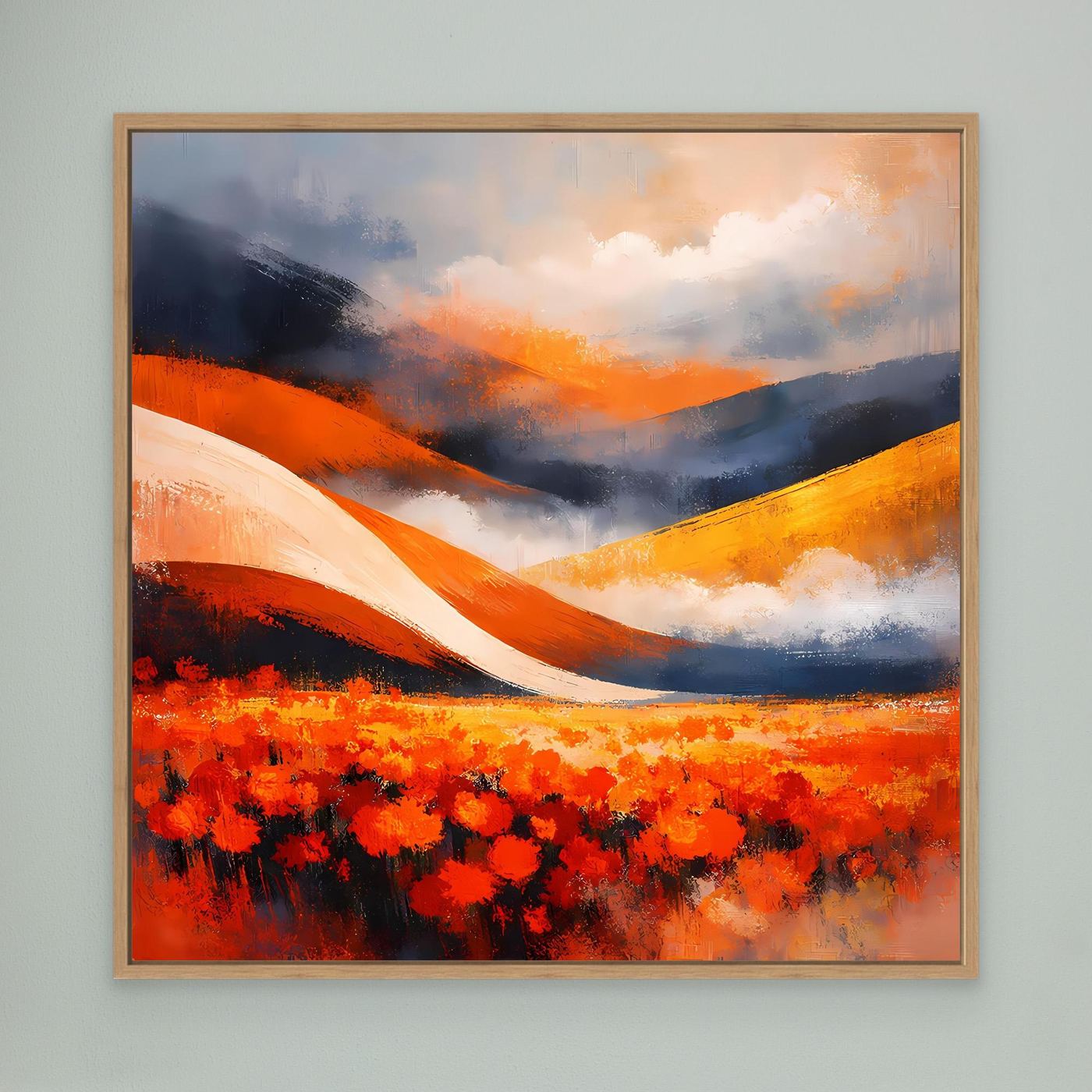 Abstraktes Leinwandbild mit rotem Mohnblumenfeld, orangefarbenen Hügeln und blau-grauem Himmel, Eichenrahmen.