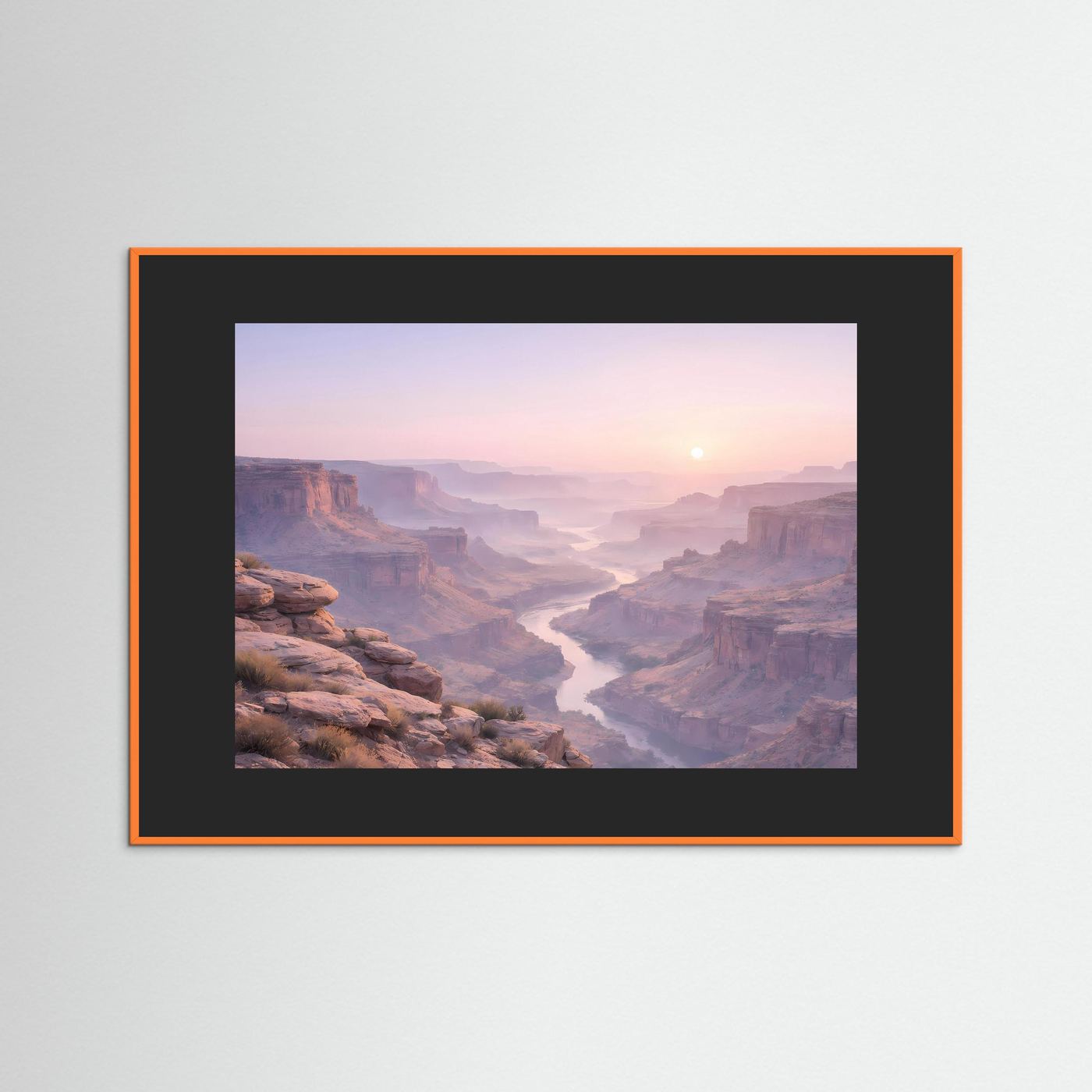 Canyon-Wandbild mit orangefarbenem Rahmen und schwarzem Innenrand