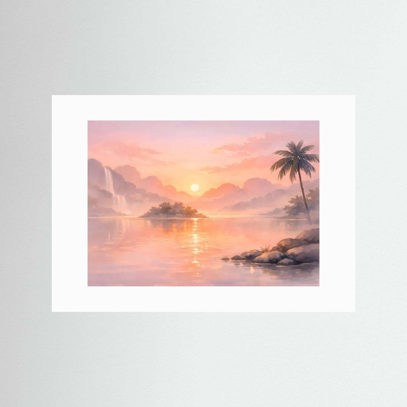 Querformat-Poster mit tropischem Sonnenaufgang über See und Palme; weißes Passepartout