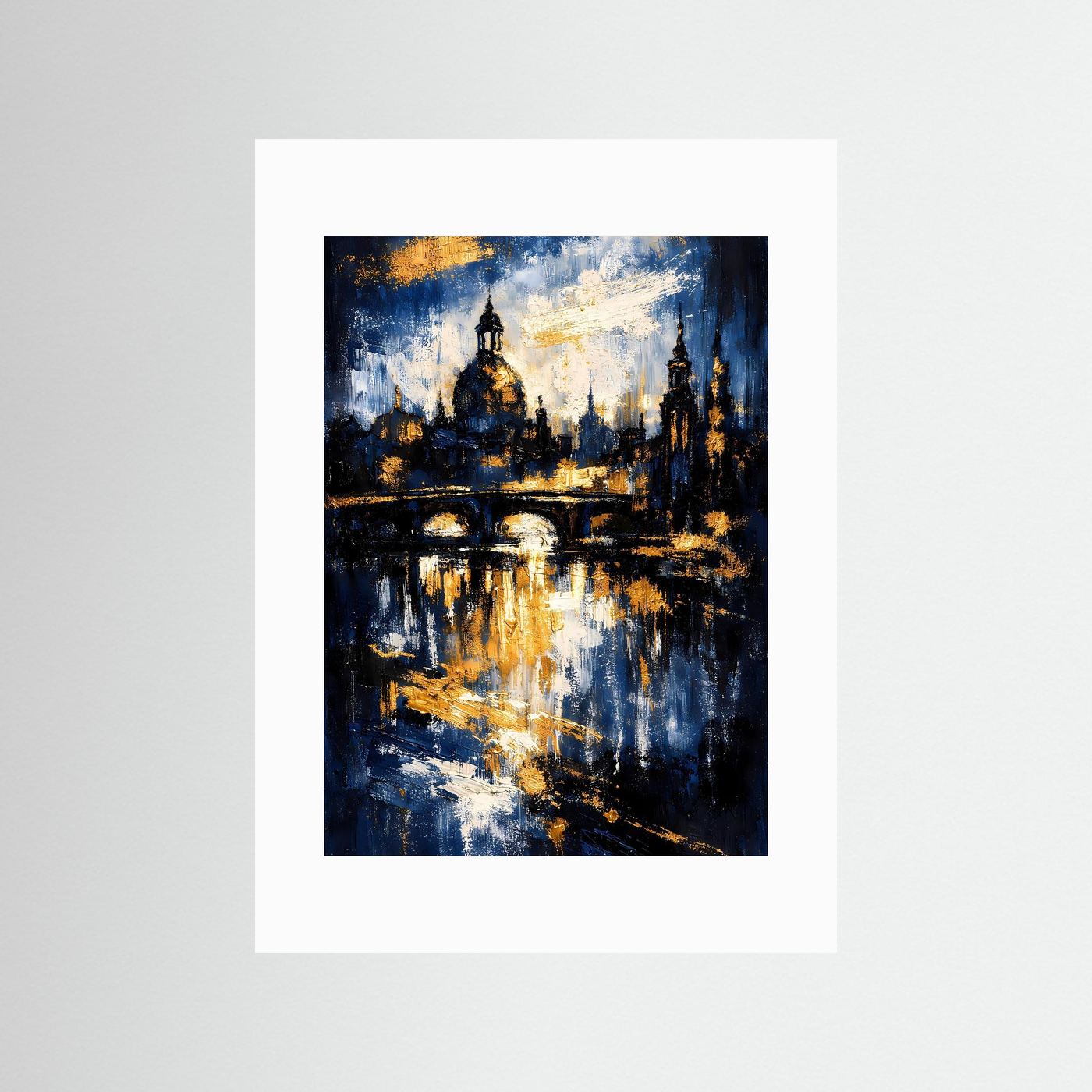 Stadtposter mit Frauenkirche-Silhouette in Gold und tiefblau, mit weißem Passepartout