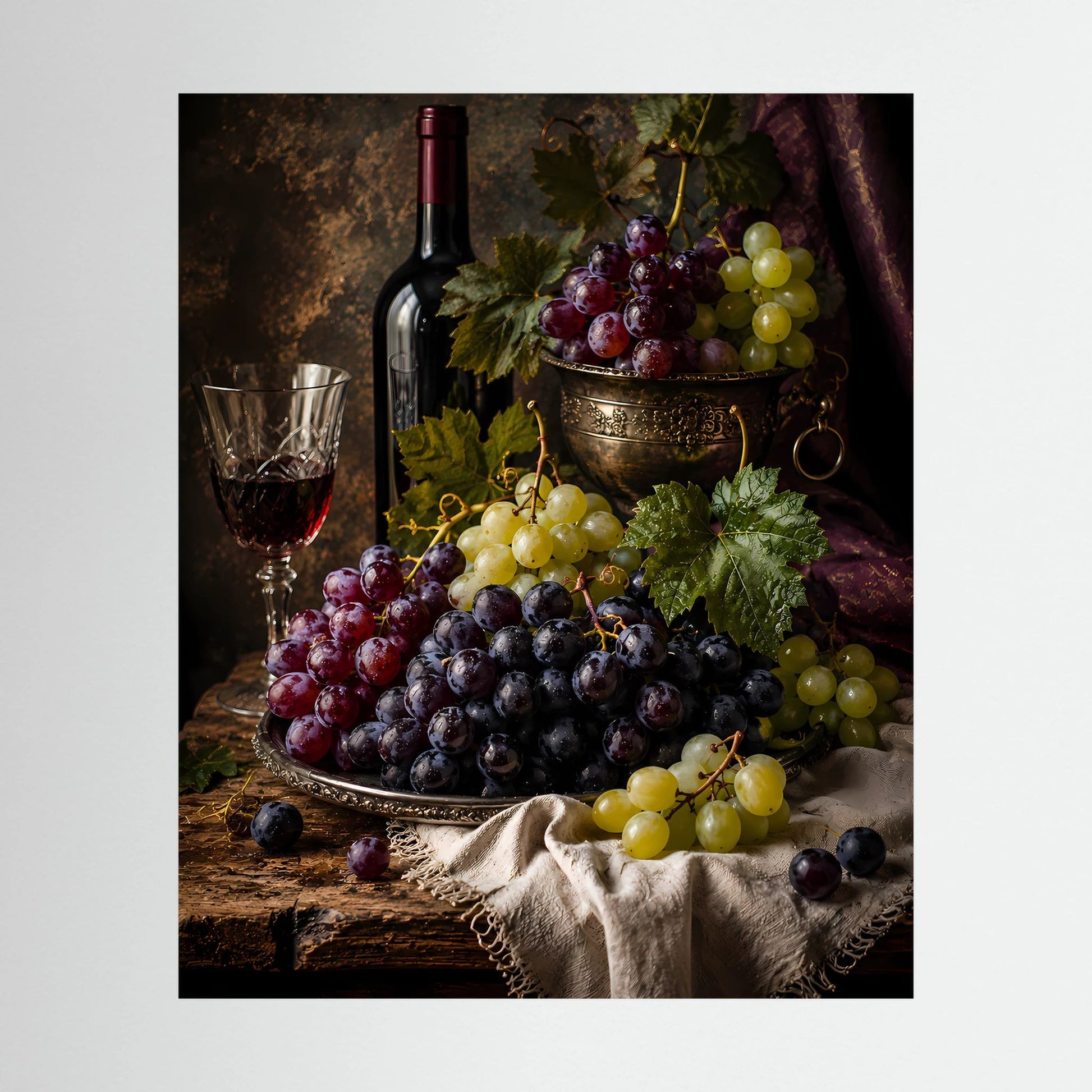 Poster im Hochformat mit Weinflasche, Weinglas und Weintrauben in Rot und Gelb