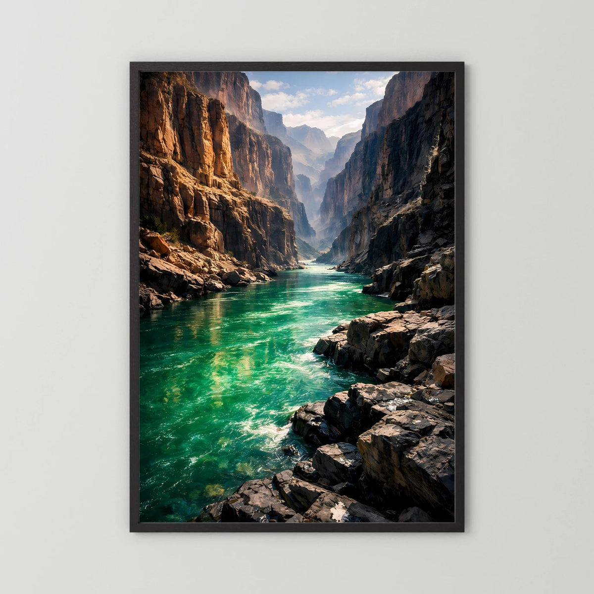 Wandbild mit Canyon-Motiv und türkisgrünem Fluss, schwarzer Rahmen, Hochformat