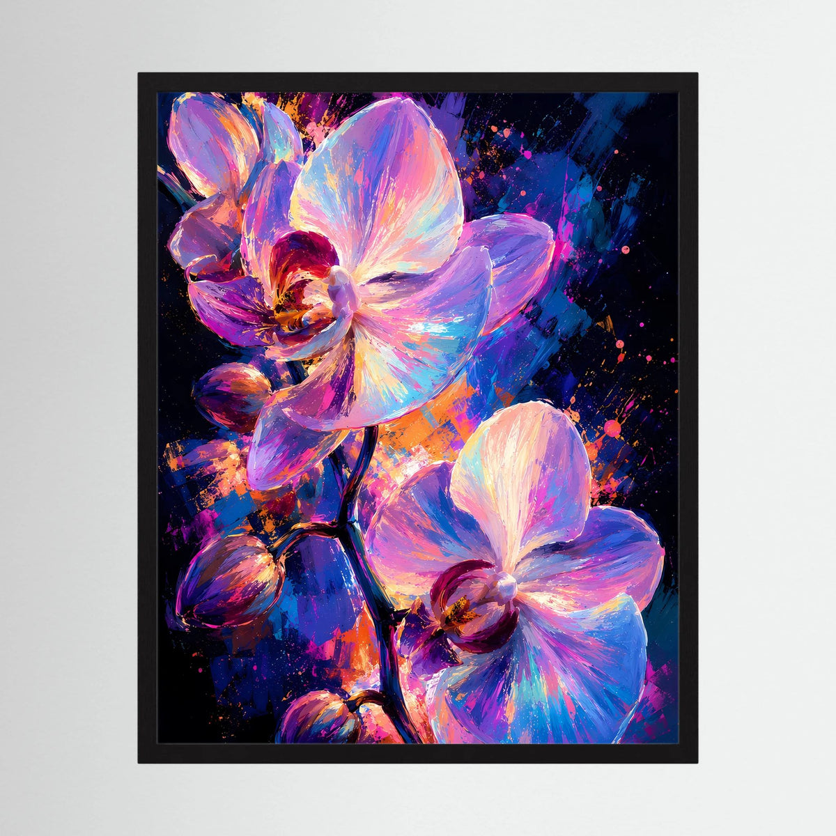 Hochformat-Poster mit Orchideen-Motiv in Pink, Violett und Blau, im schwarzen Rahmen
