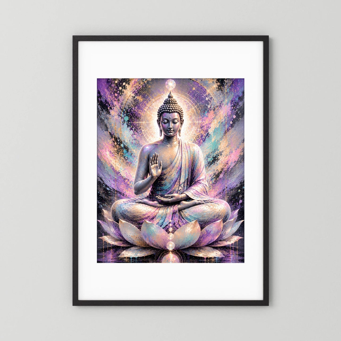 Gerahmtes Poster im Hochformat: sitzender Buddha, Lotus und Pastell-Aura, schwarzer Rahmen