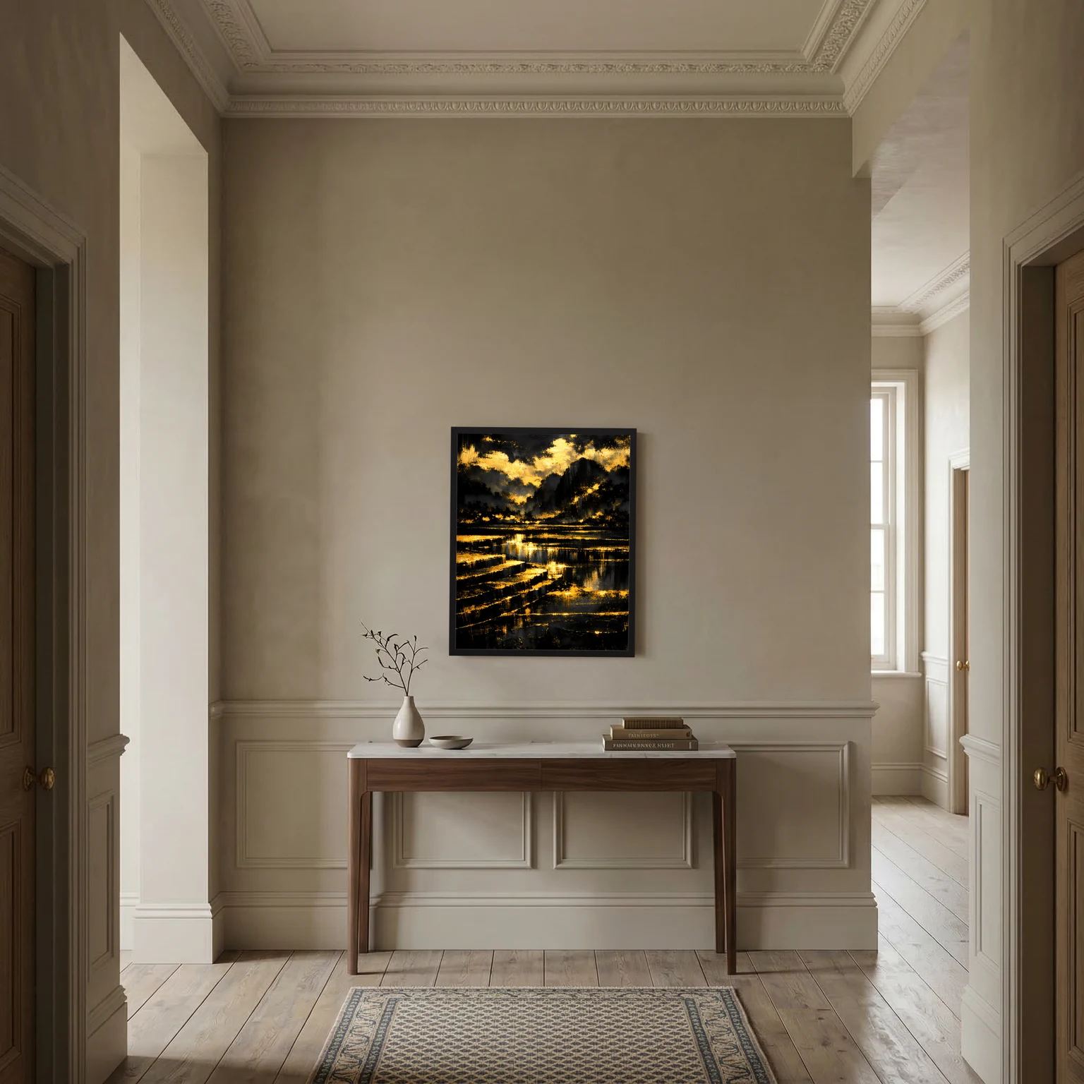 Gerahmtes Wandbild mit abstrakter Berglandschaft in Schwarz und Gold, ruhiger See
