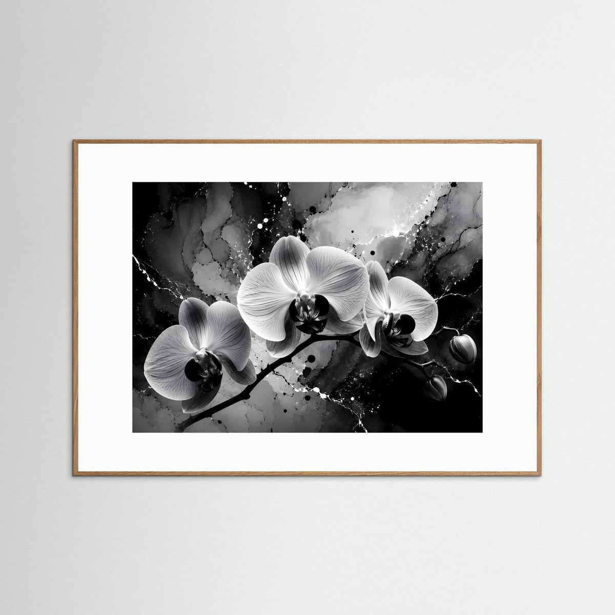 Orchideen-Wandbild mit schwarz-weiß Orchideenblüten, dunkler Holzrahmen