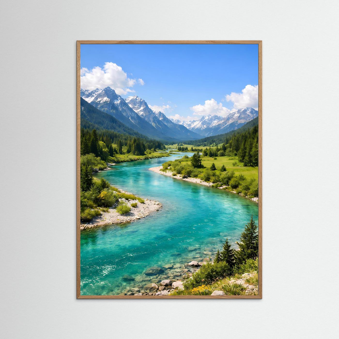 Poster im Hochformat mit türkisfarbenem Alpenfluss, goldbrauner Holzrahmen