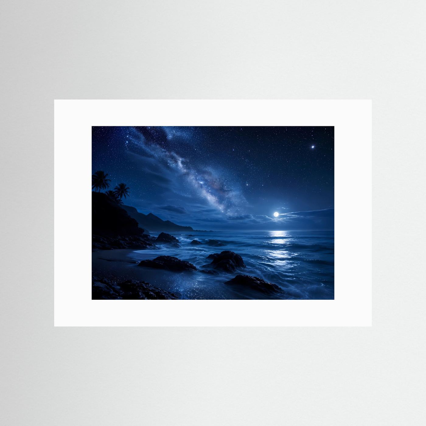 Mystische Mondnacht am Ozean | Nächtliches Küsten-Poster & Sternenhimmel Wandbild Querformat