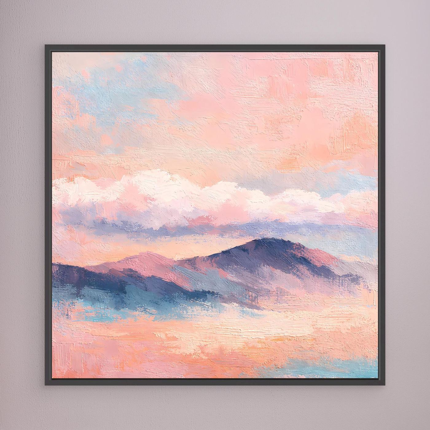 Leinwand-Wandbild mit Pastell-Bergkette und Wolken am Sonnenuntergang, schwarz gerahmt