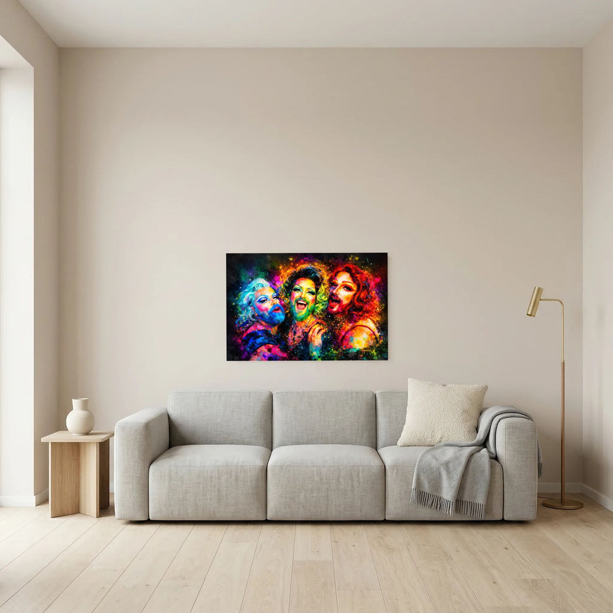 Wandposter mit farbenreicher Porträtkunst von drei Drag-Queens in kontrastreichen Tönen