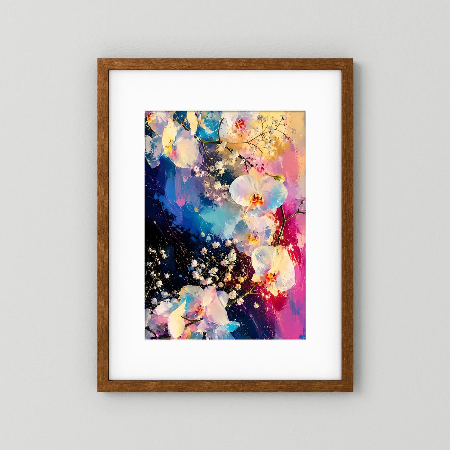 Poster Hochformat mit abstrakten Orchideen in Blau und Pink im braunen Holzrahmen