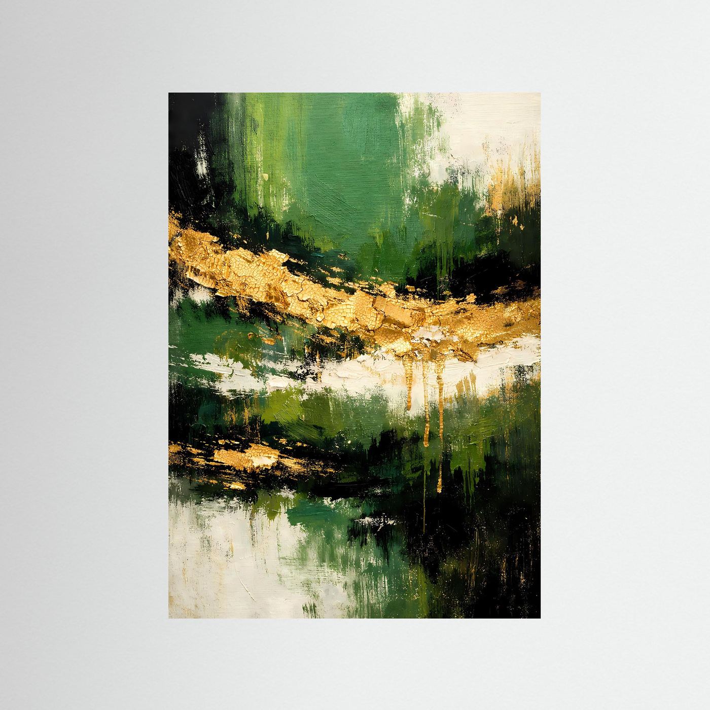 Abstraktes Poster im Hochformat: moosgrüne, cremefarbene Flächen mit goldenen Akzenten