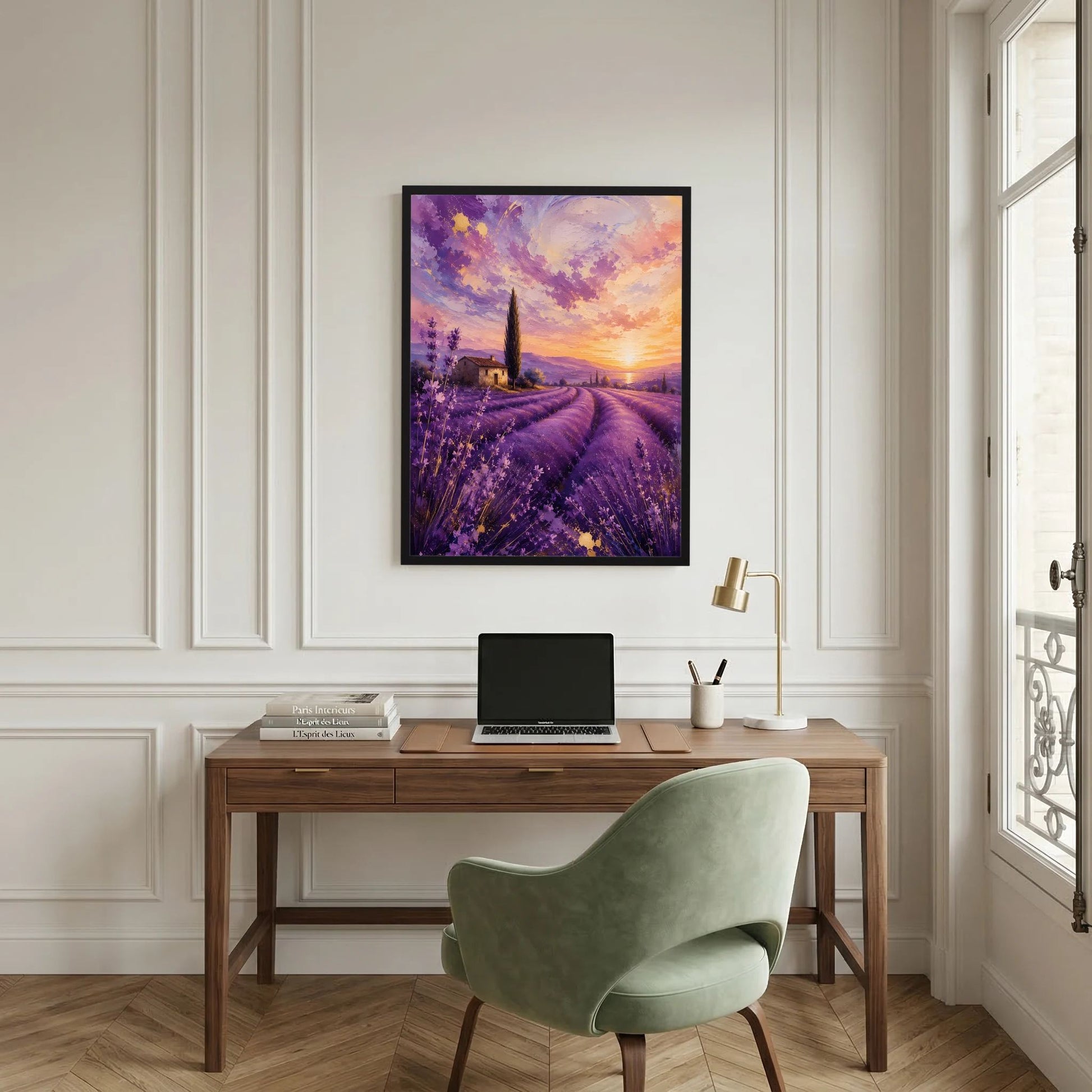 Gerahmtes Hochformat-Poster: violette Lavendelfelder, Kirchturm und Sonnenuntergangsfarben