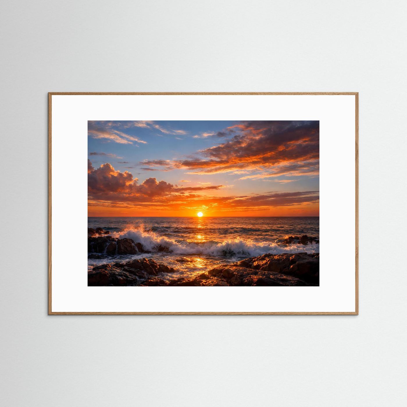 Feuriger Sonnenuntergang am Meer | Panorama Wellen & Felsen Poster Querformat