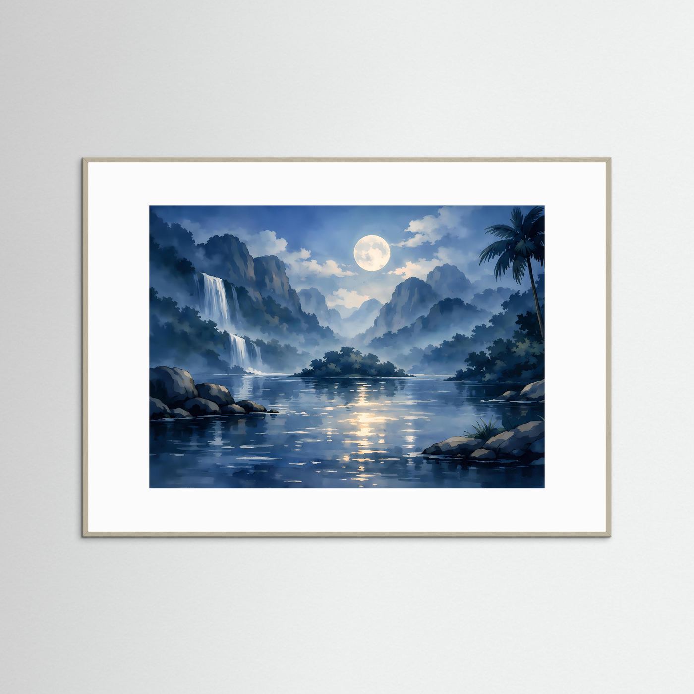 Natur-Poster mit Wasserfall, See und Mond, Palmen, im hellen Rahmen