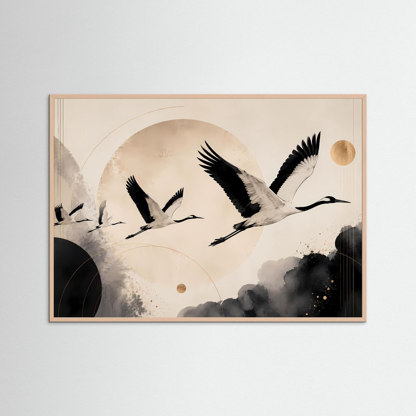Querformatiges Kranich-Poster im rosafarbenem Holzrahmen, schwarz-beige mit goldenen Akzenten