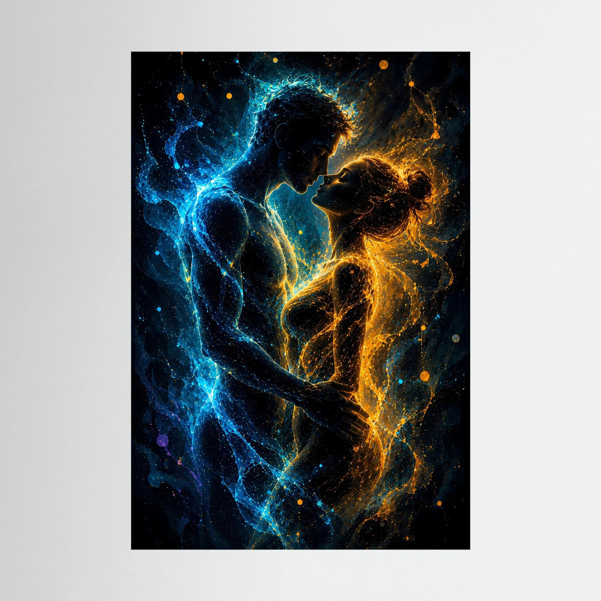 Hochkant-Poster mit abstraktem Paar in Blau und Gold auf dunklem Hintergrund.