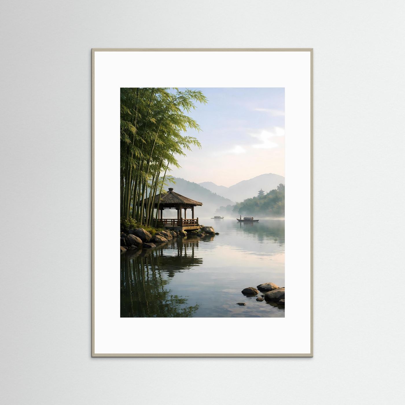 Wandposter mit Steg-Pavillon am Fluss, Bambus am Ufer, im weißen Rahmen