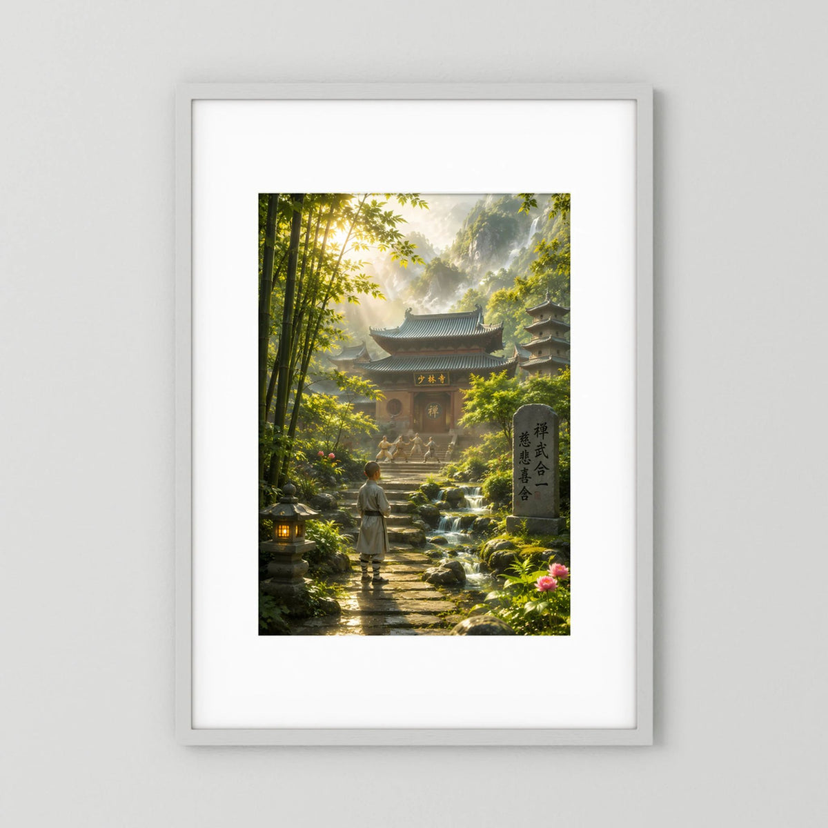 Hochformat-Poster mit Bambuswald-Tempelweg, Mönch vor Pagode, weißer Rahmen