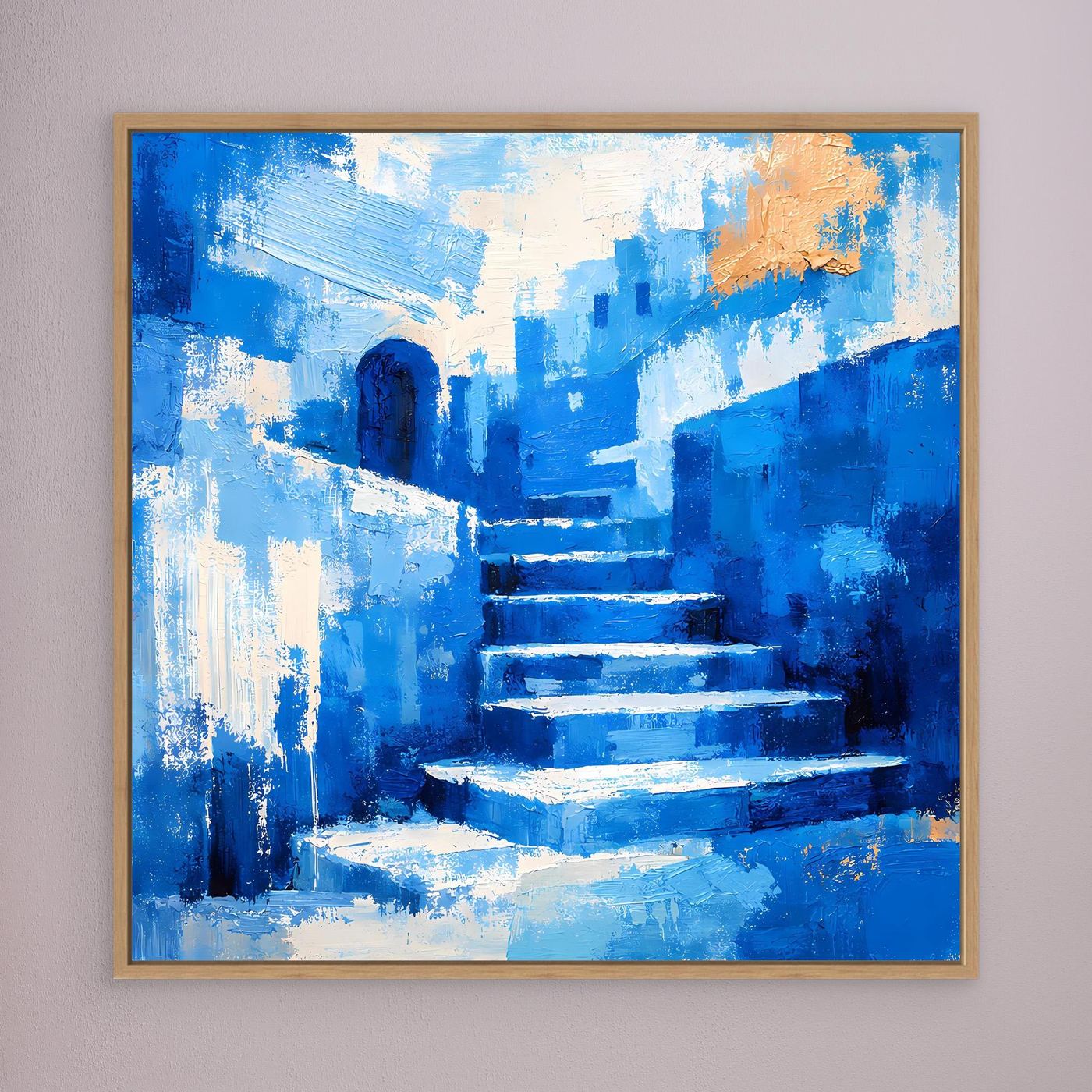 Blaues Leinwand-Wandbild mit Treppenmotiv, brauner Holzrahmen, orangefarbener Akzent
