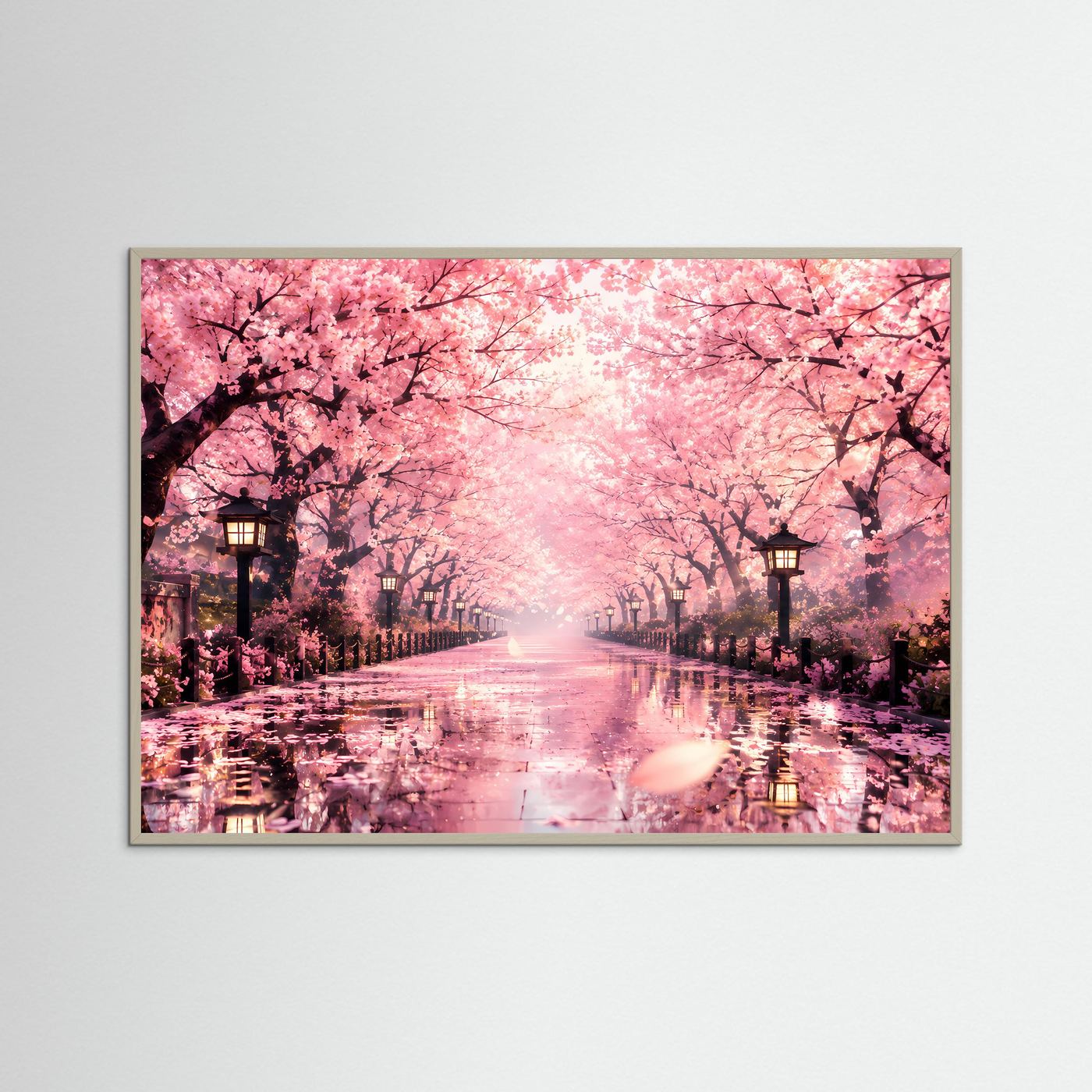 Poster mit Kirschblütenallee im Holzrahmen: rosa Blüten, Laternen und reflektierende Fahrbahn