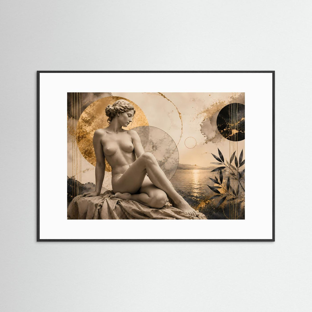 Poster im Querformat mit schwarzem Rahmen und weißem Passepartout: nackte Frauenstatue, Golddesign