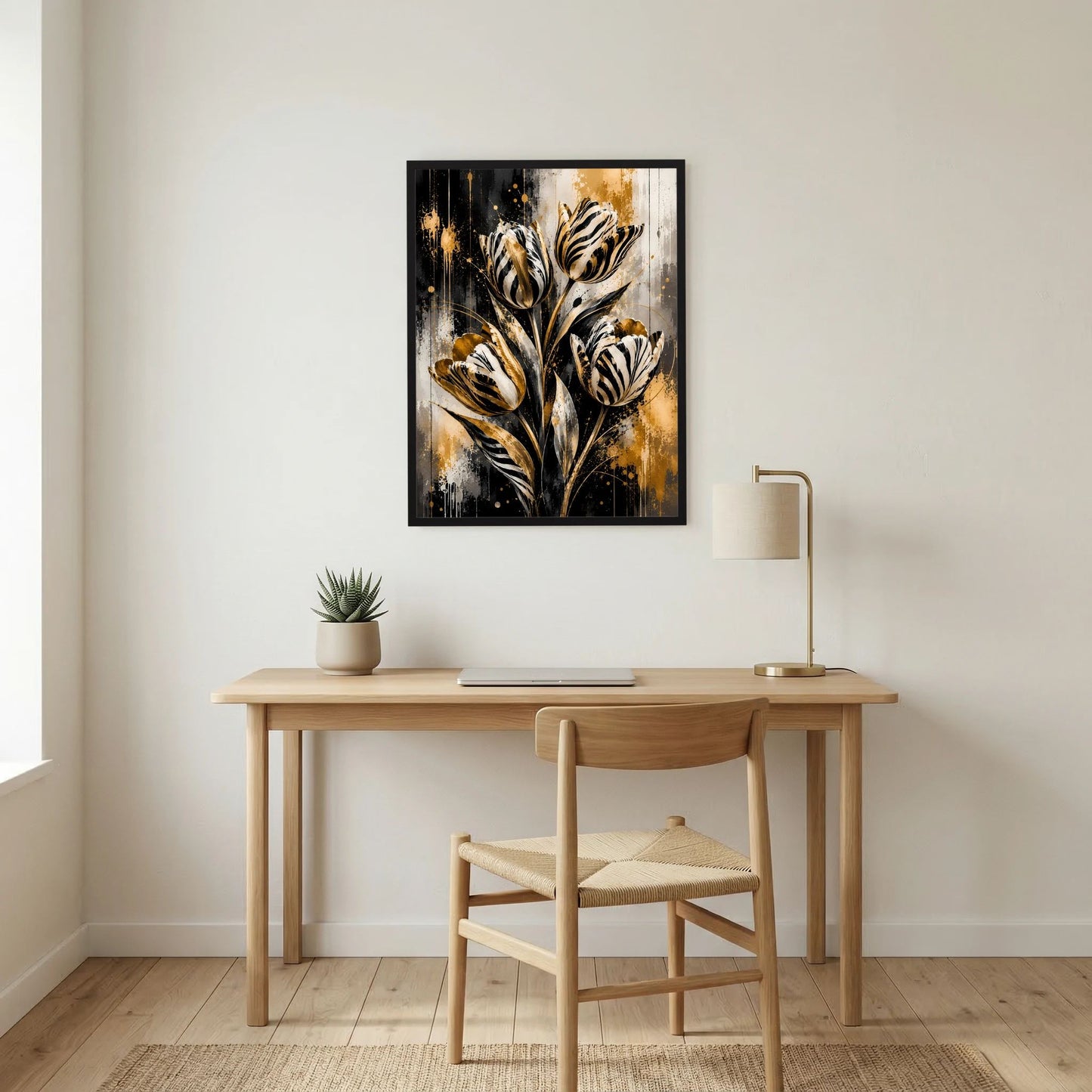 Wandbild im schwarzen Rahmen mit abstrakten Tulpen in Schwarz-Weiß-Gold