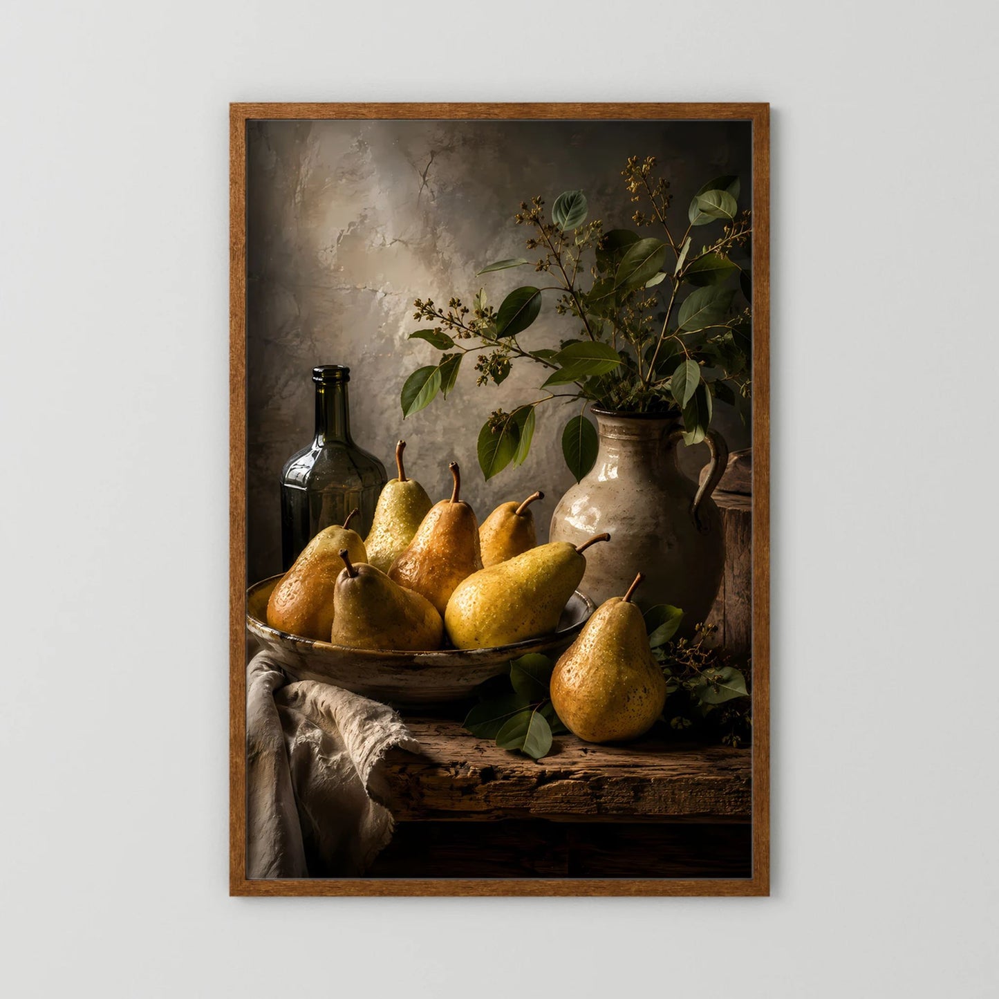 Poster mit goldenen Birnen, Holzschale, Vase und Blättern, brauner Holzrahmen